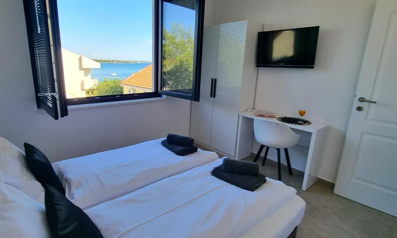 Dinary Penthouse Apartment Vir Croacia